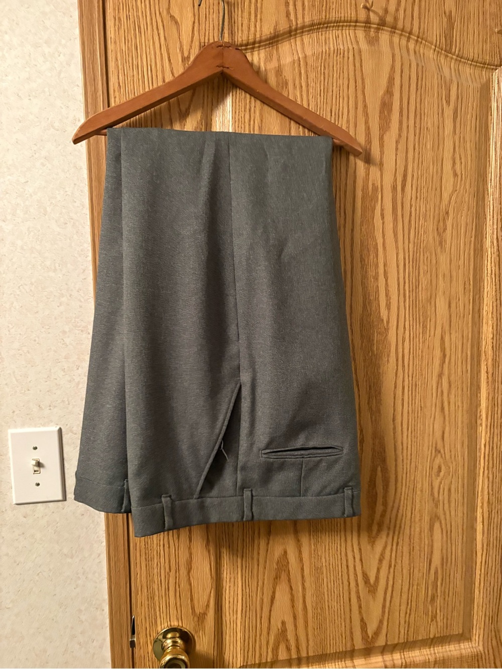 Men's Gray Flat-Front Dress Pants